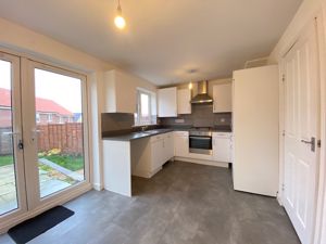 Kitchen/Dining- click for photo gallery